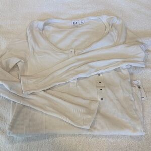 GAP Off-White Ribbed Henley Top
